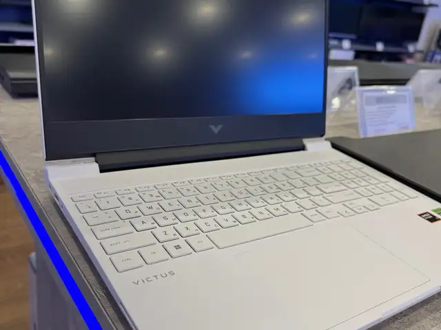 Ноутбук AMD Ryzen 7-8845HS/RAM 16GB DDR5/NVMe 1TB/RTX 4060 8GB/15.6, Душанбе