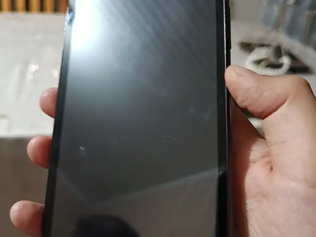 ZTE Blade A 33 +, Вахдат