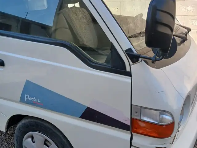 Бортовой автомобиль Hyundai Porter, 2003, Худжанд