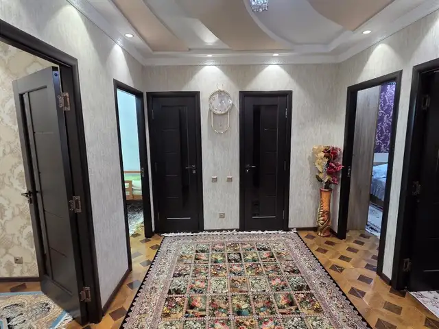3-комн. квартира, 4 этаж, 100 м², 1 май, Бустон (Чкаловск)