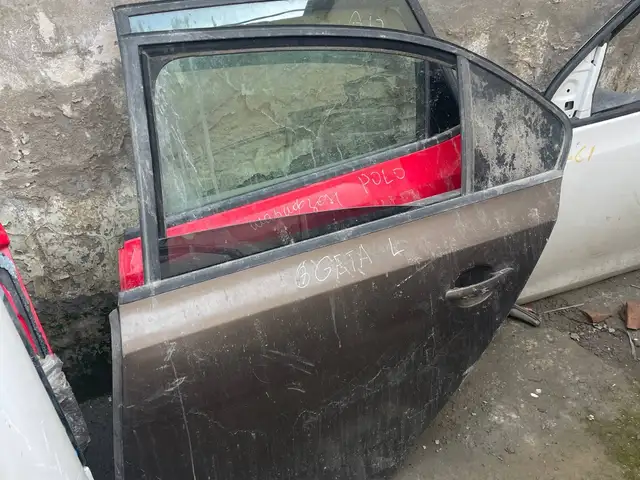 Дверь задний VW Jetta 6, Хуҷанд