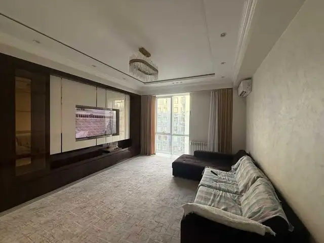 3-комн. квартира, 11 этаж, 93м², Сомони, Душанбе