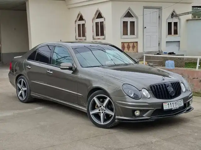 Mercedes-Benz E class