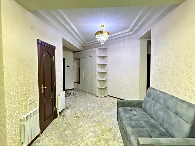 3-комн. квартира, 1 этаж, 81 м², 19 мкр, Худжанд