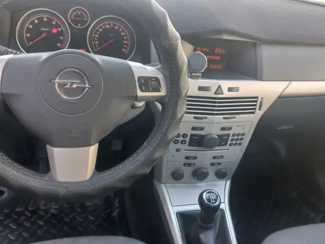 Opel Astra H