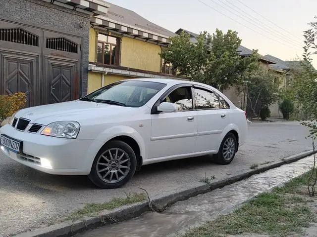 Daewoo Lacetti