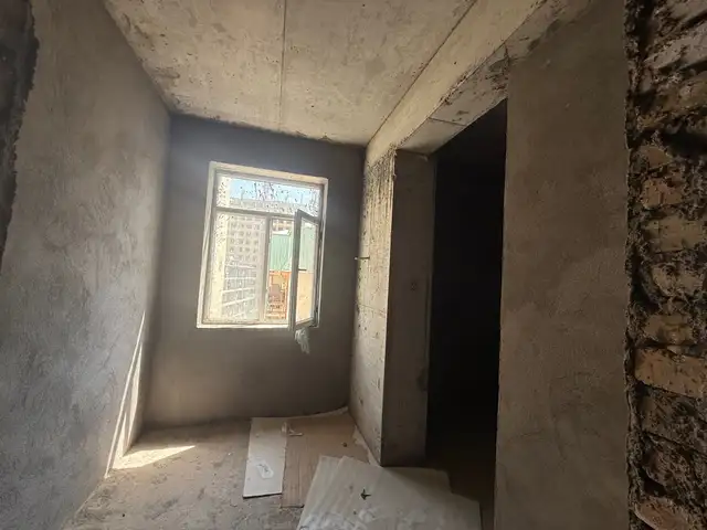2-комн. квартира, 5 этаж, 68 м², 8 мкр, Ҳисор