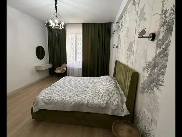 2-комн. квартира, 4 этаж, 90м², Сомони, Душанбе