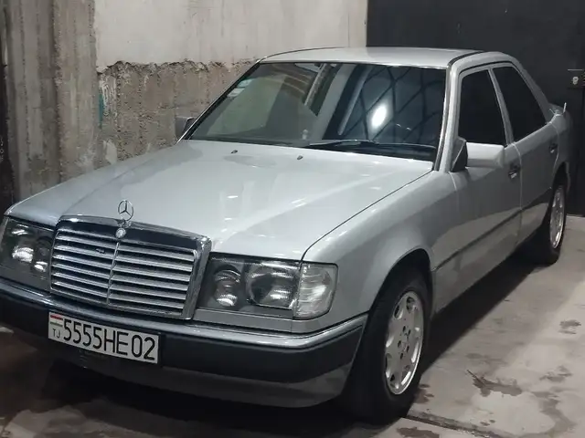 Mercedes-Benz W124