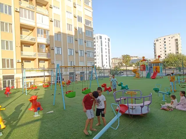 2-комн. квартира, 7 этаж, 72м², Универмаг, Худжанд - 2