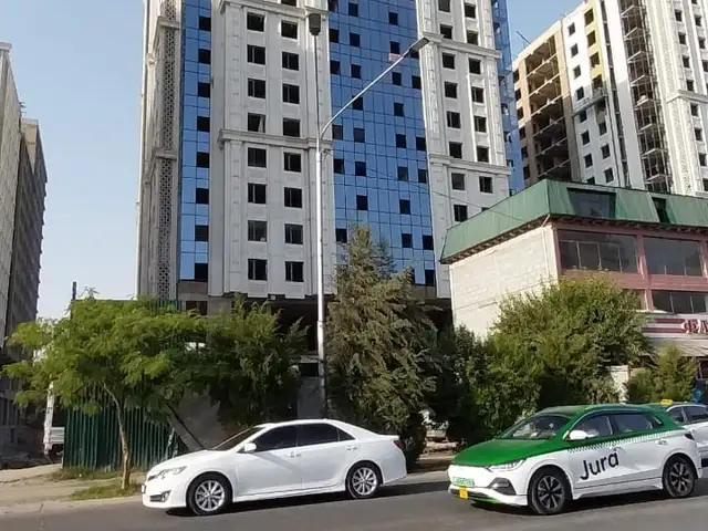 3-комн. квартира, 10 этаж, 112 м², Шохмансур, Душанбе