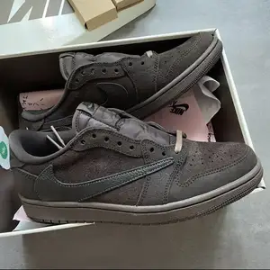 Кроссовки Nike Dunk Low Dark Grey, Душанбе