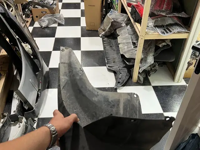Задний брызговик на Land cruser 150, Душанбе