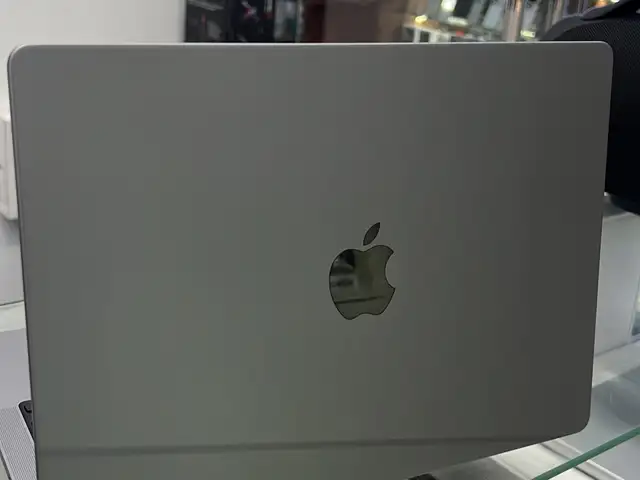 Ноутбук apple macbook pro m3, Душанбе