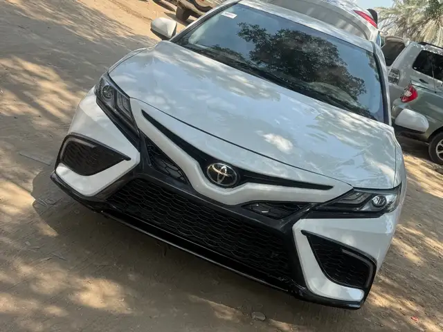 Toyota Camry, 2018, Душанбе - 3