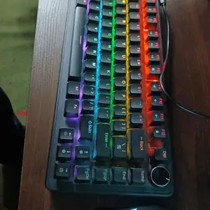 RGB Клавиатура и мышь, Хуҷанд