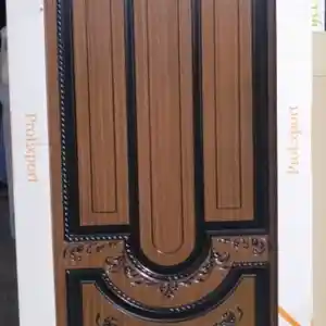 Дверь из Шпона, Душанбе
