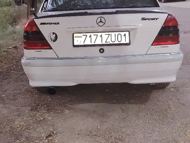 Mercedes-Benz C class