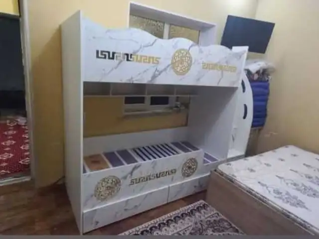 Двухъярусная кровать, Душанбе