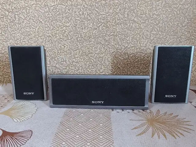 Комплект акустической системы домашнего кинотеатра Sony, Хуҷанд