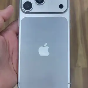 Apple iPhone 17 Pro Max, 256 gb, Silver дубликат, Худжанд