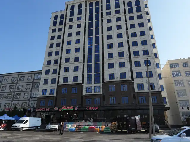 4-комн. квартира, 3 этаж, 144 м², Табрез Мактаби Ахмади Дониш, Вахдат