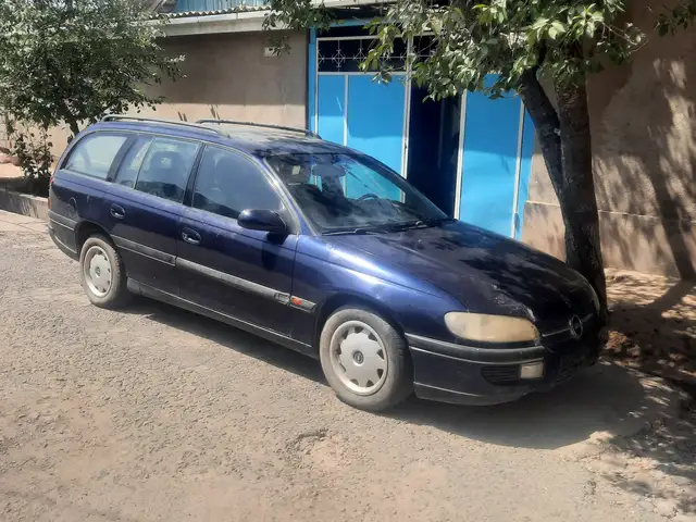Opel Omega