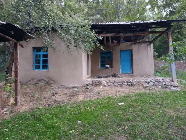 2 этажн. 2-комн. дом, 13 соток, деҳаи Кулоли Ҷамоати деҳоти Рӯдакӣ, Панҷакент - 3