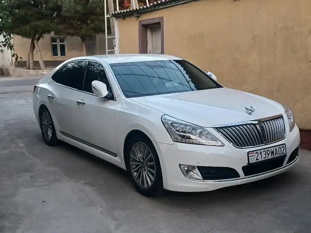 Hyundai Equus