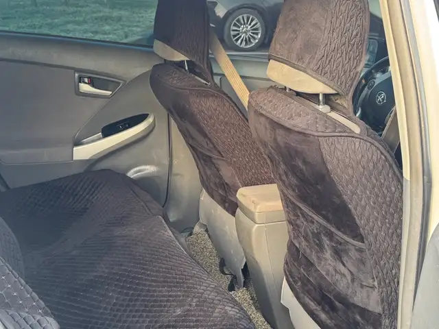 Toyota Prius, 2010, Душанбе - 10