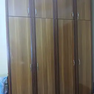 Шифоньер четырёхдверный, Худжанд