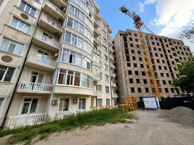 2-комн. квартира, 9 этаж, 73 м², 18 мкр. Магазин Айём, Худжанд