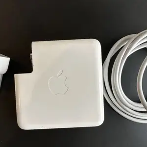 Зарядное устройство Apple MacBook Pro, Душанбе