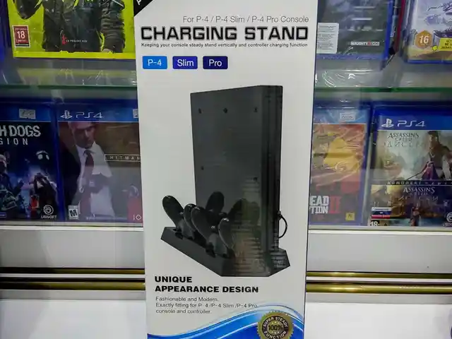 Подставка с зарядкой PlayStation 4 Slim/Pro, Душанбе