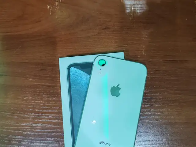 Apple iPhone Xr, 128 gb, White, Файзобод