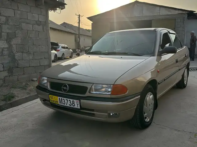 Opel Astra F