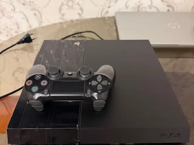 Игровая приставка Sony PS 4, Джаббор Расулов