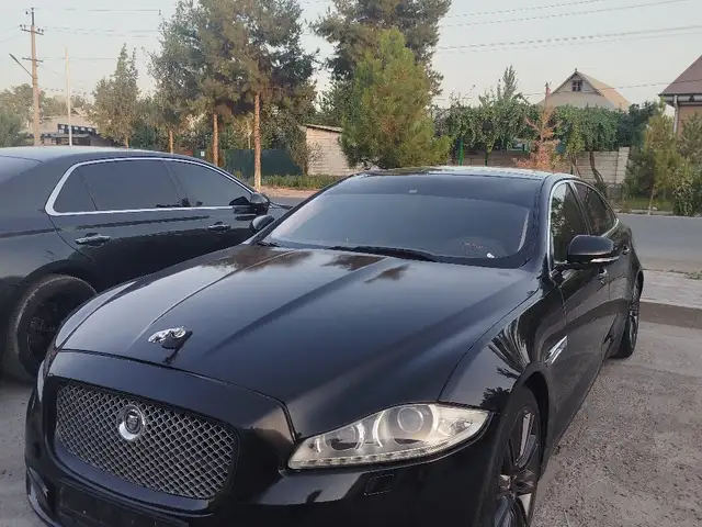 Jaguar, 2012, Душанбе