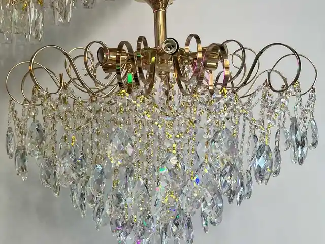 Люстра, Душанбе