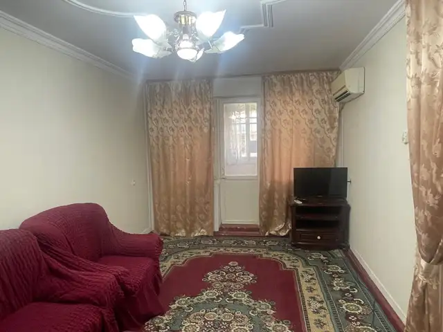 3-комн. квартира, 2 этаж, 52 м², 32 мкр, Худжанд - 2