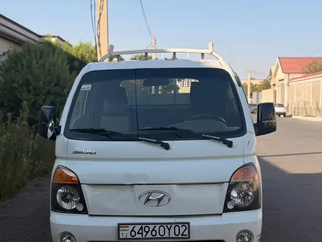 Бортовой автомобиль Hyundai Porter, 2010, Худжанд
