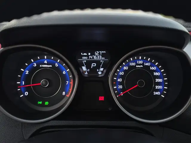 Hyundai Avante, 2012, Турсунзаде - 15