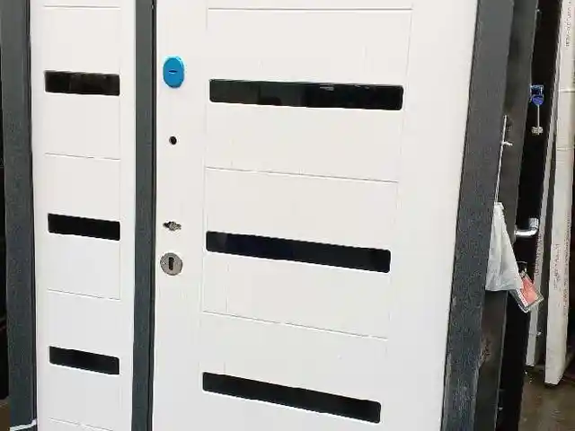 Дверь, Душанбе
