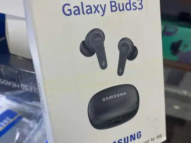 Беспроводные наушники Samsung Galaxy Buds 3, Душанбе