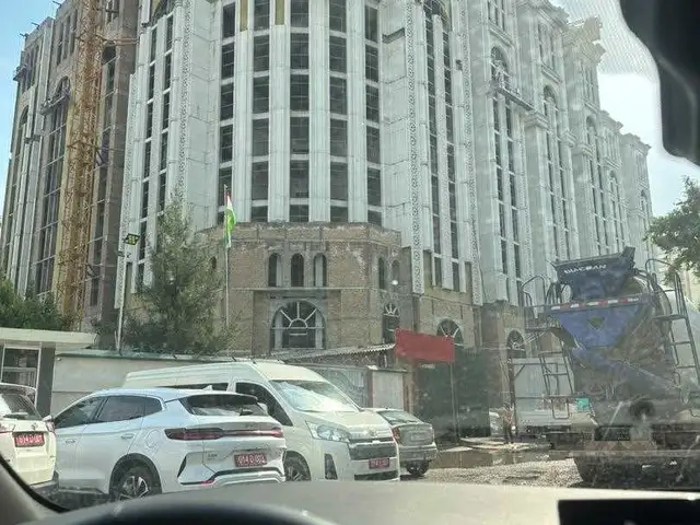 3-комн. квартира, 9 этаж, 210 м², Шохмансур, Душанбе
