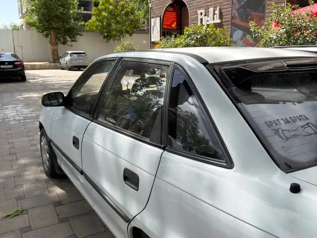 Opel Astra F