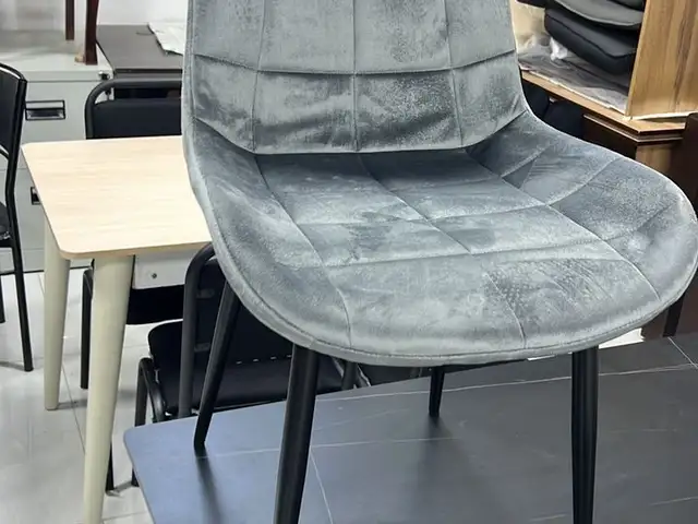 Стул, Душанбе