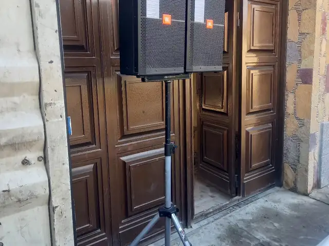 Колонки JBL, Бобоҷон Ғафуров