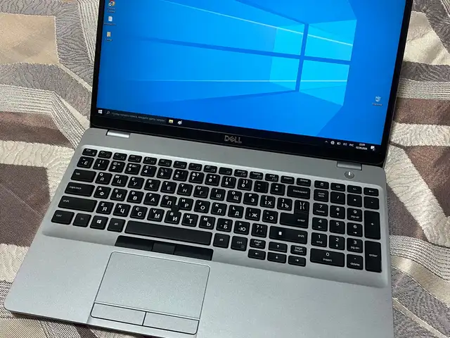 Ноутбук Dell i5-10 gen, Худжанд