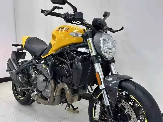 Мотоцикл Ducati Monster 821, Душанбе